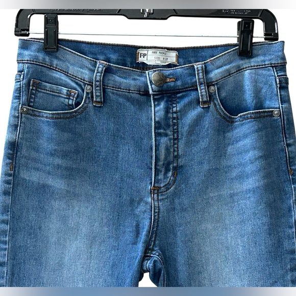 Free People High Rise Medium Wash Stretch Skinny Ankle Jeans Size 27 - Picture 3 of 12
